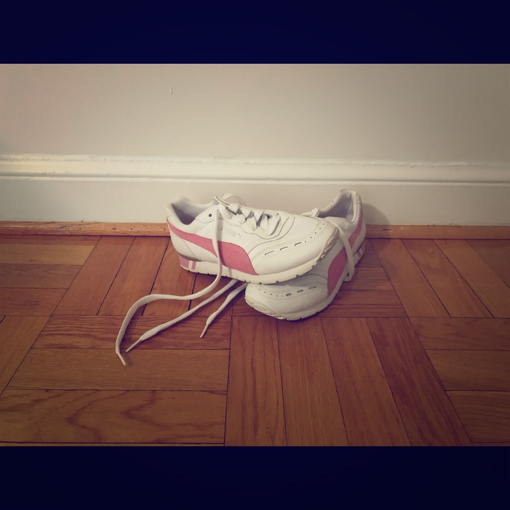 BRAND NEW Puma Sneakers